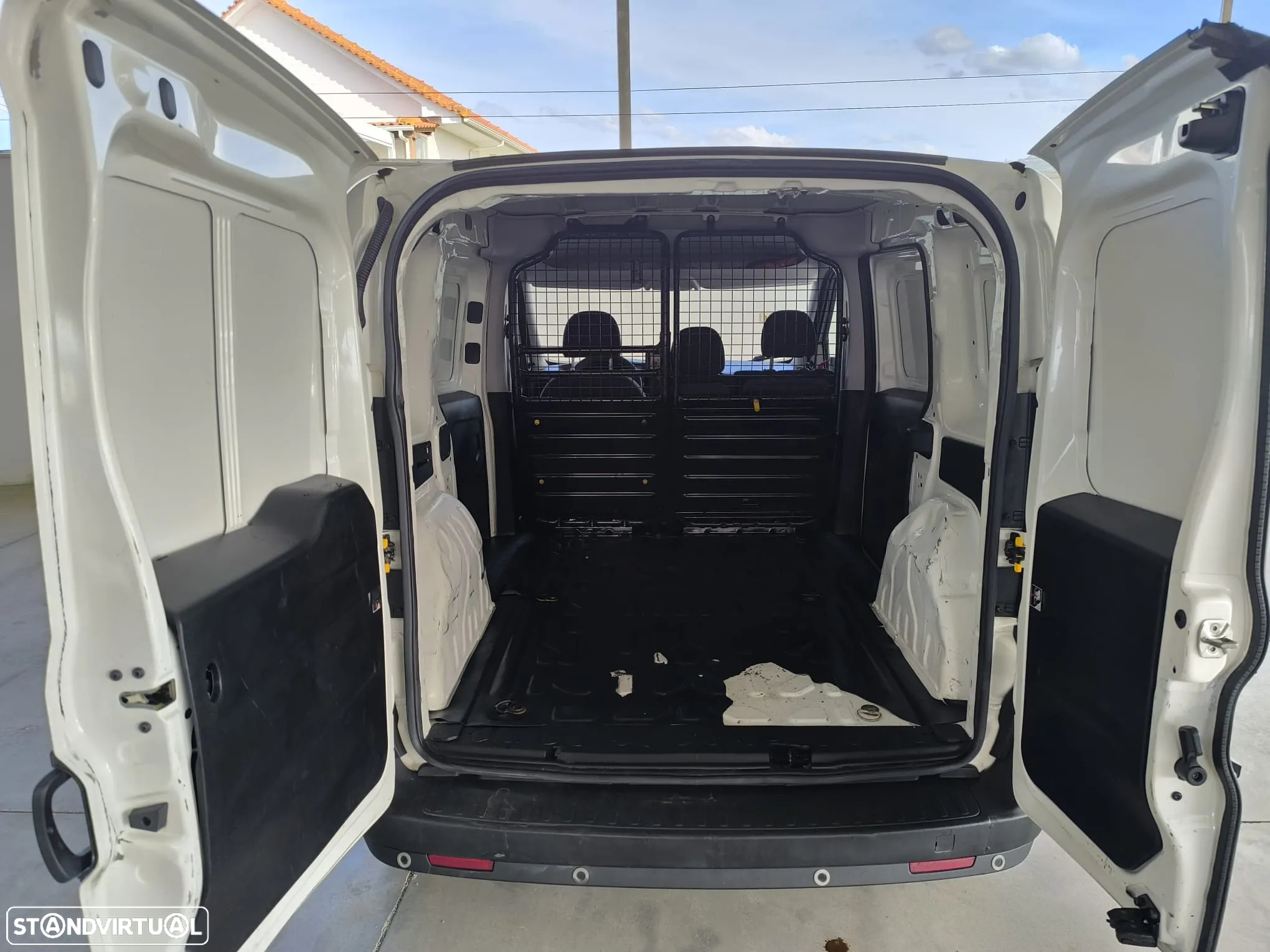 Fiat Doblo 1.3 M-Jet c/AC - 17
