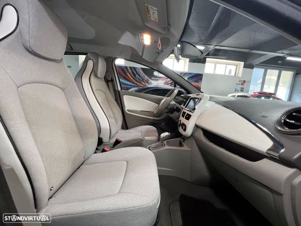 Renault Zoe (c/ Bateria) 41 kwh Intens - 6