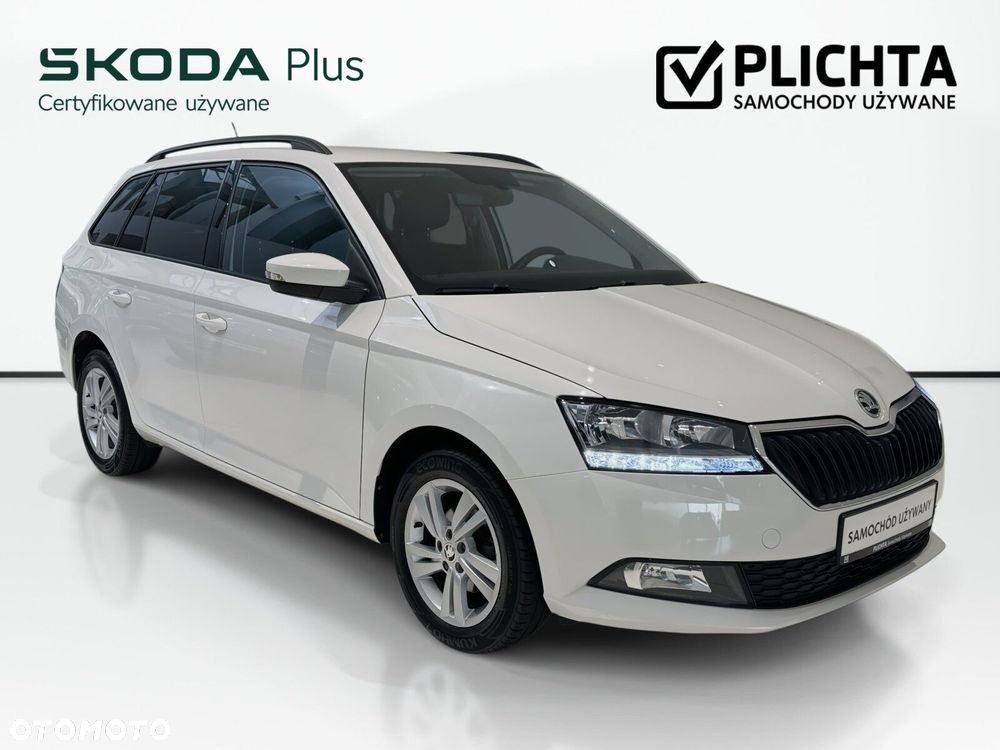 Skoda Fabia 2022 photo 3