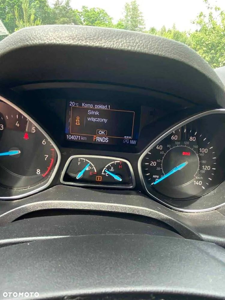 Ford Escape 2.0 EcoBoost AWD Titanium - 23