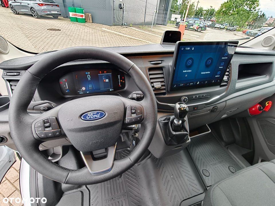 Ford Transit - 8