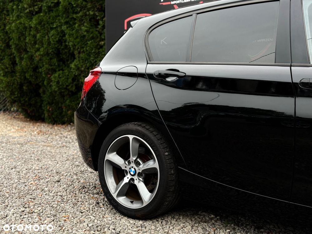 BMW Seria 1 120d Sport Line - 11