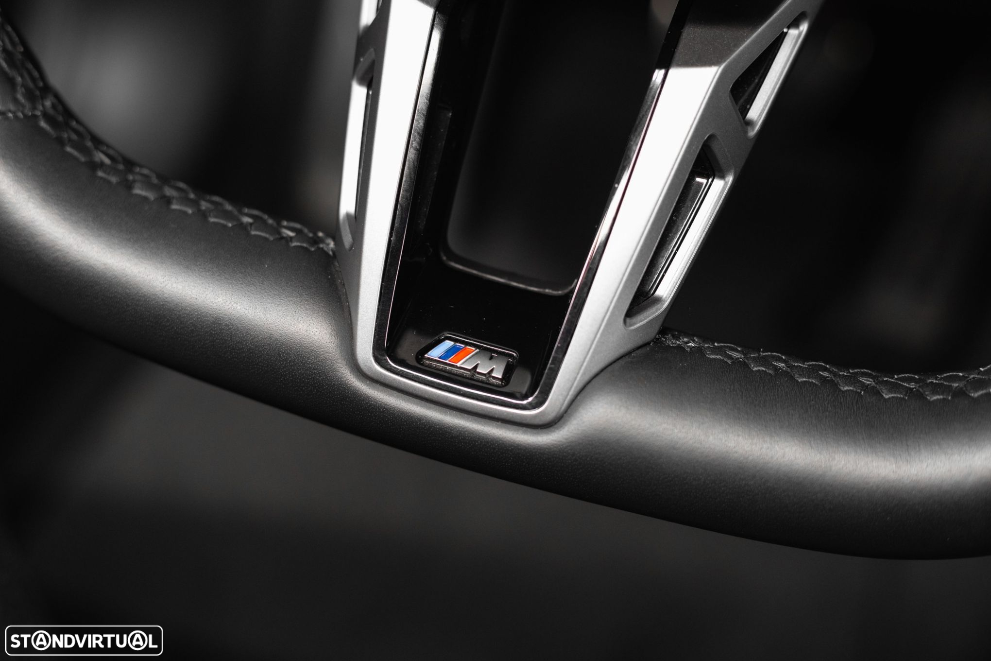 BMW 520 d Pack Desportivo M - 28