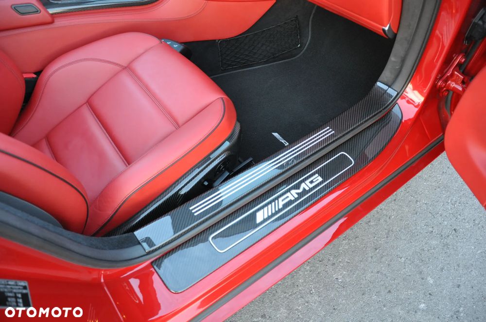 Mercedes-Benz SLS - 31