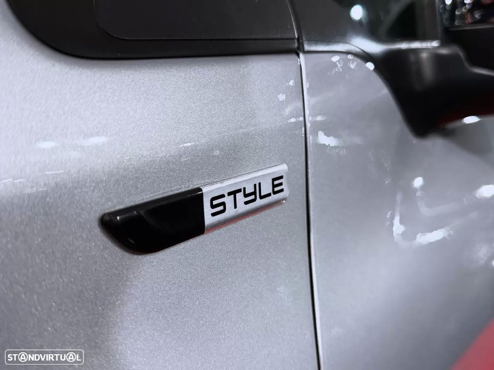 Peugeot 208 1.6 BlueHDi Style - 29