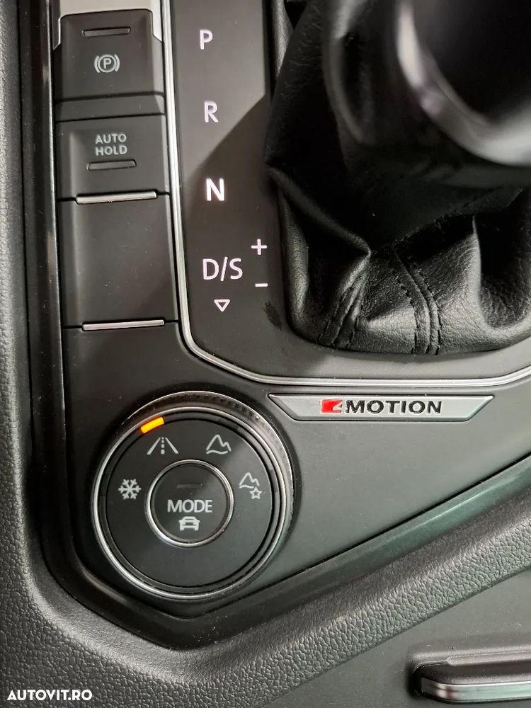 Volkswagen Tiguan 2.0 TDI DPF DSG 4Mot Highline - 22