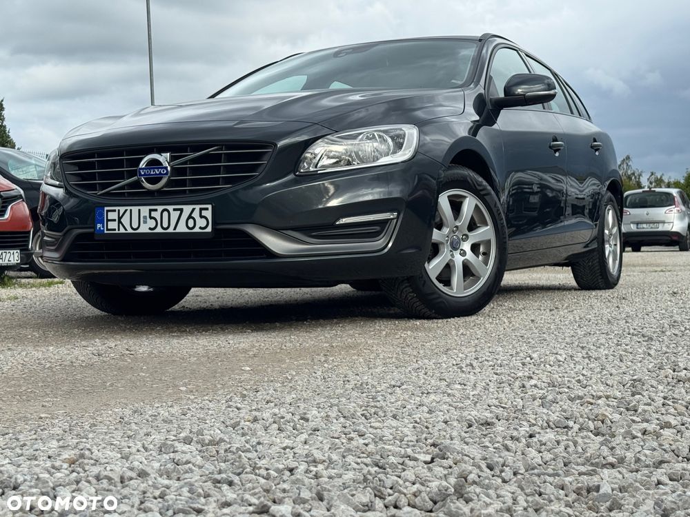 Volvo V60 DRIVe - 1