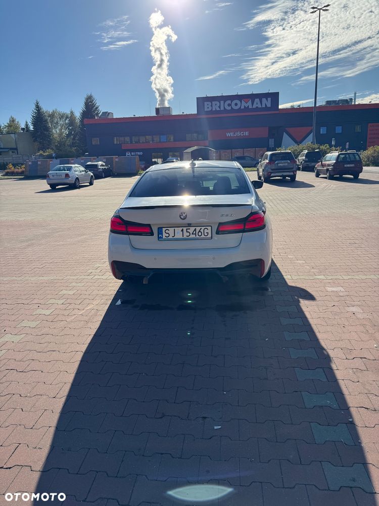 BMW Seria 5 530i Sport Line sport - 8