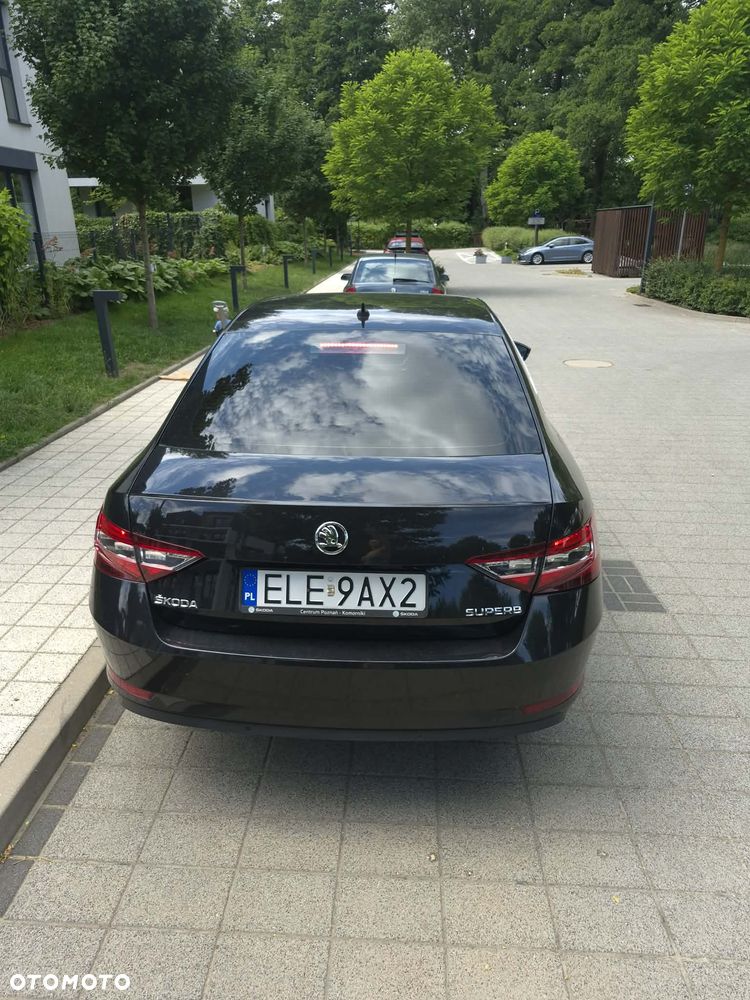 Skoda Superb 2.0 TDI Active DSG - 7