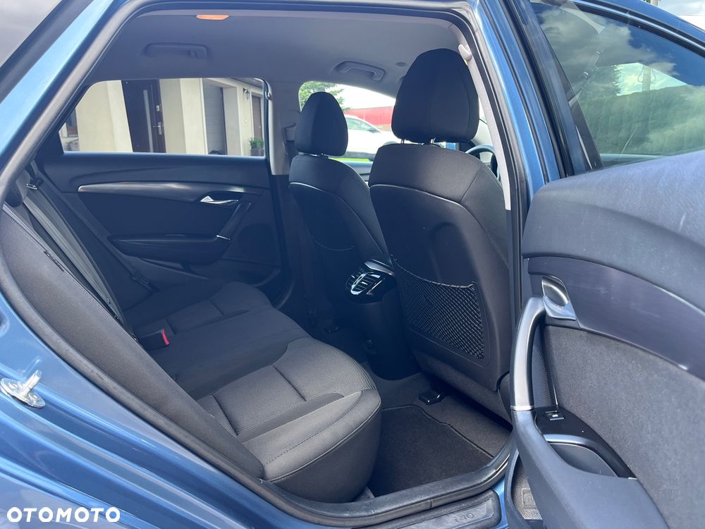 Hyundai i40 Kombi 1.6 Trend - 19