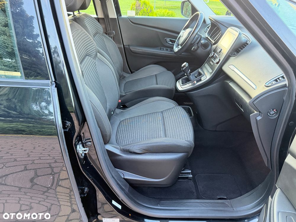 Renault Scenic - 23