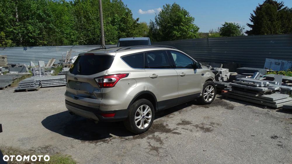 Ford Kuga 1.5 EcoBoost AWD ST-Line ASS - 19