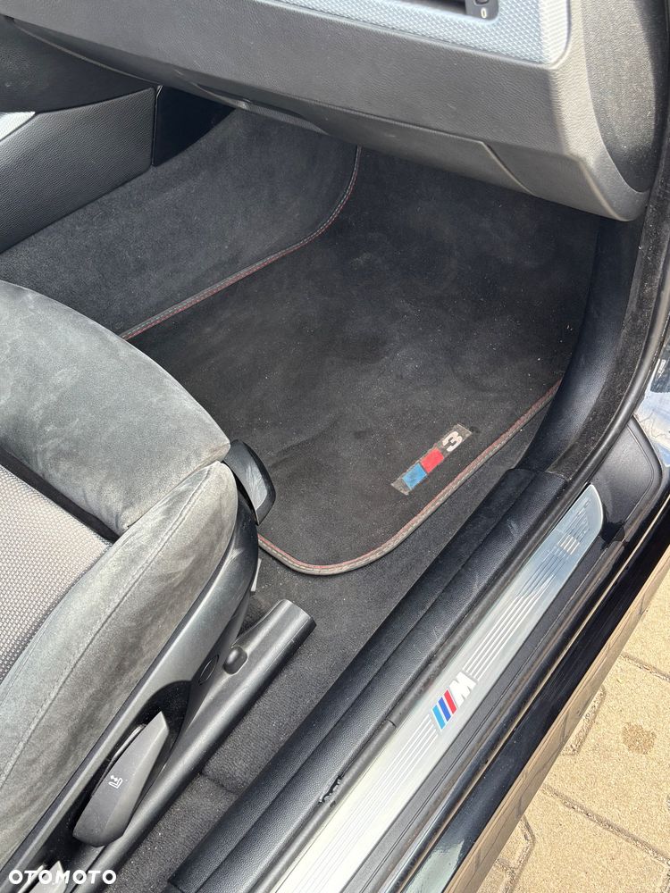 BMW Seria 3 318i - 10