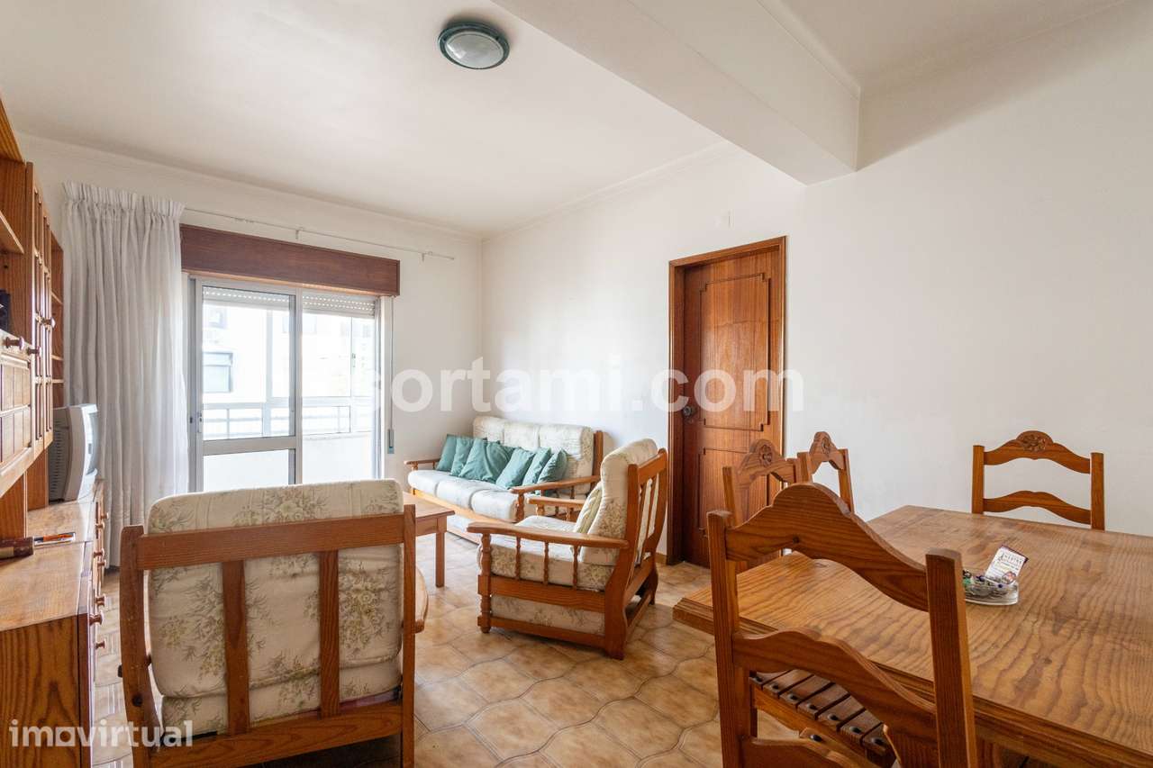 Apartamento T2 Venda em Quarteira,Loulé - Grande imagem: 3/15