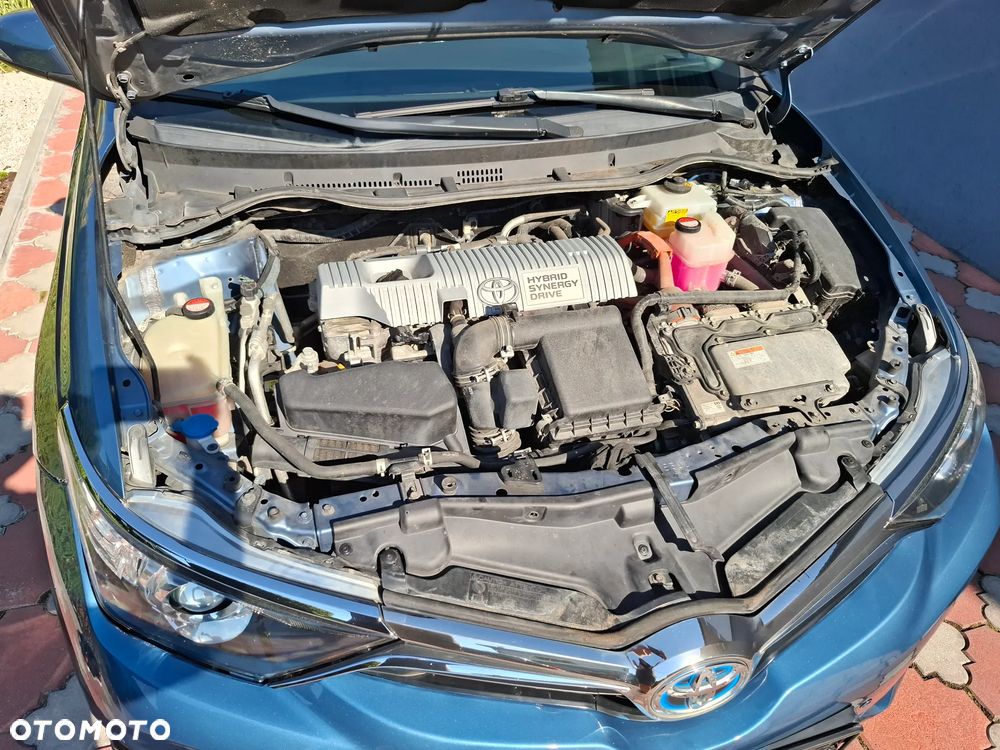 Toyota Auris 1.8 HSD Luna - 22