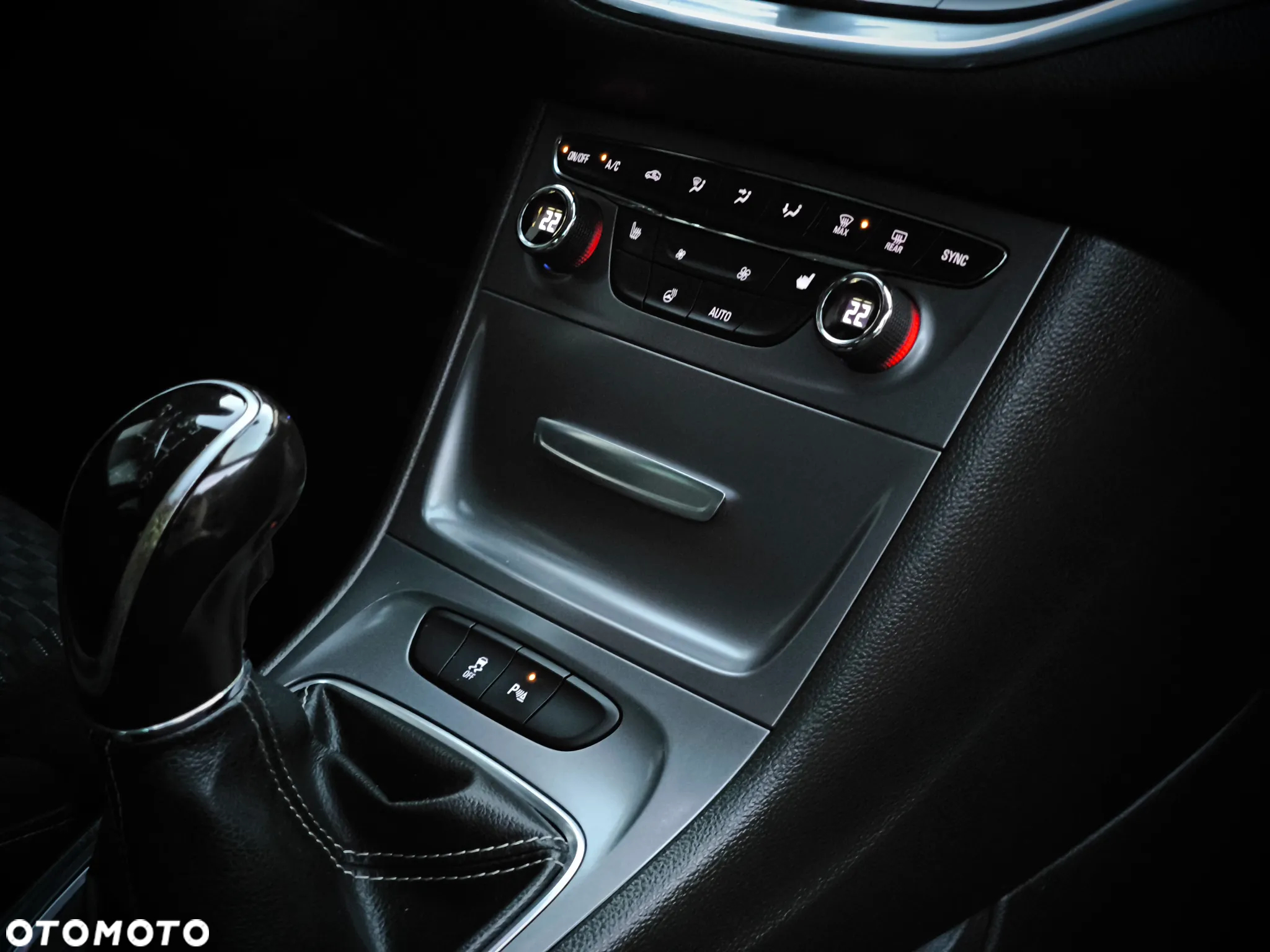 Opel Astra 1.6 D (CDTI) Edition - 13