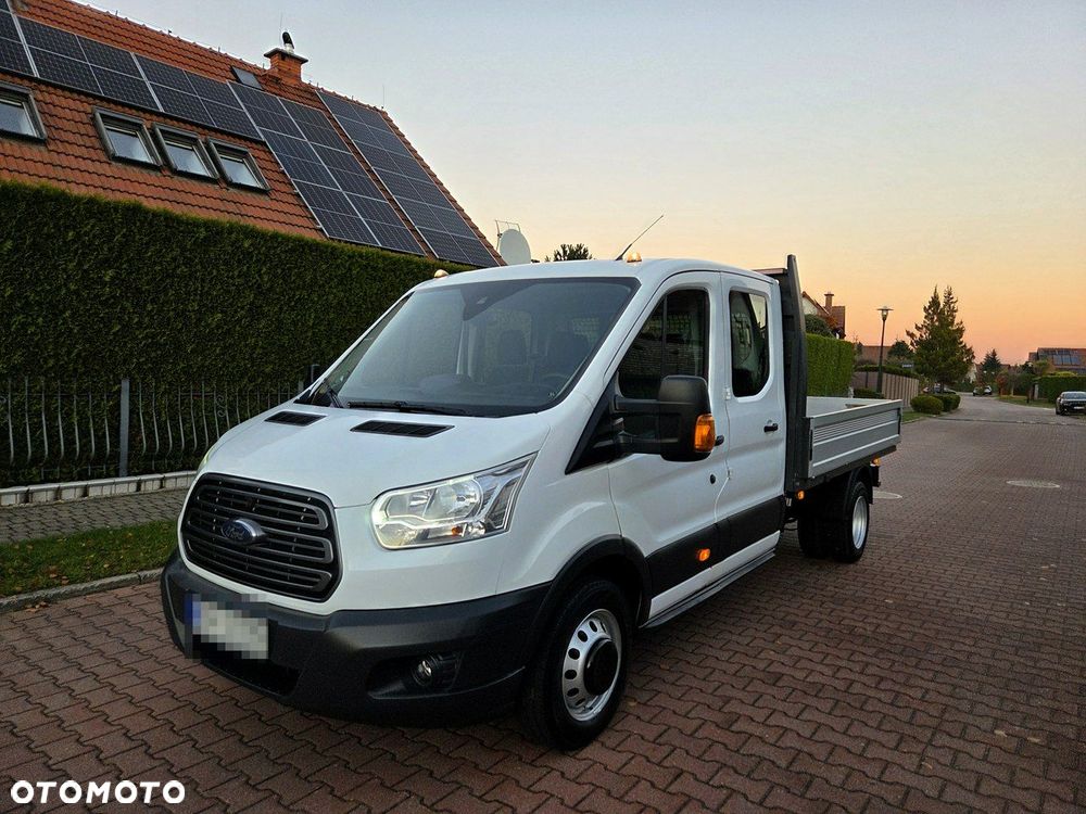 Ford Transit - 1