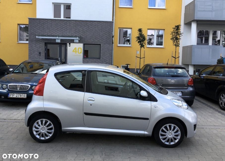 Peugeot 107 1.0 Trendy - 10