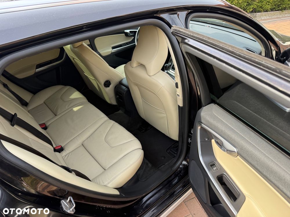Volvo V60 T3 - 9