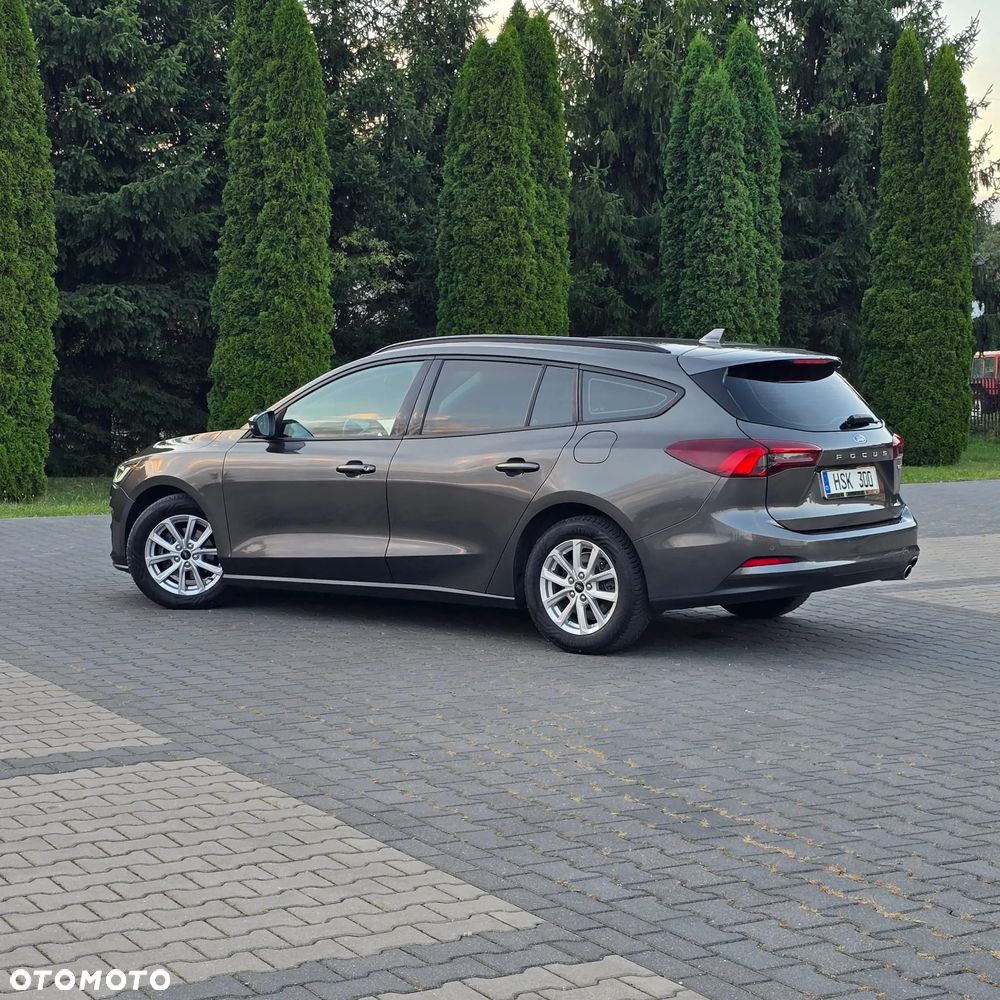 Ford Focus SW 1.0 EcoBoost Hybrid TITANIUM X - 11