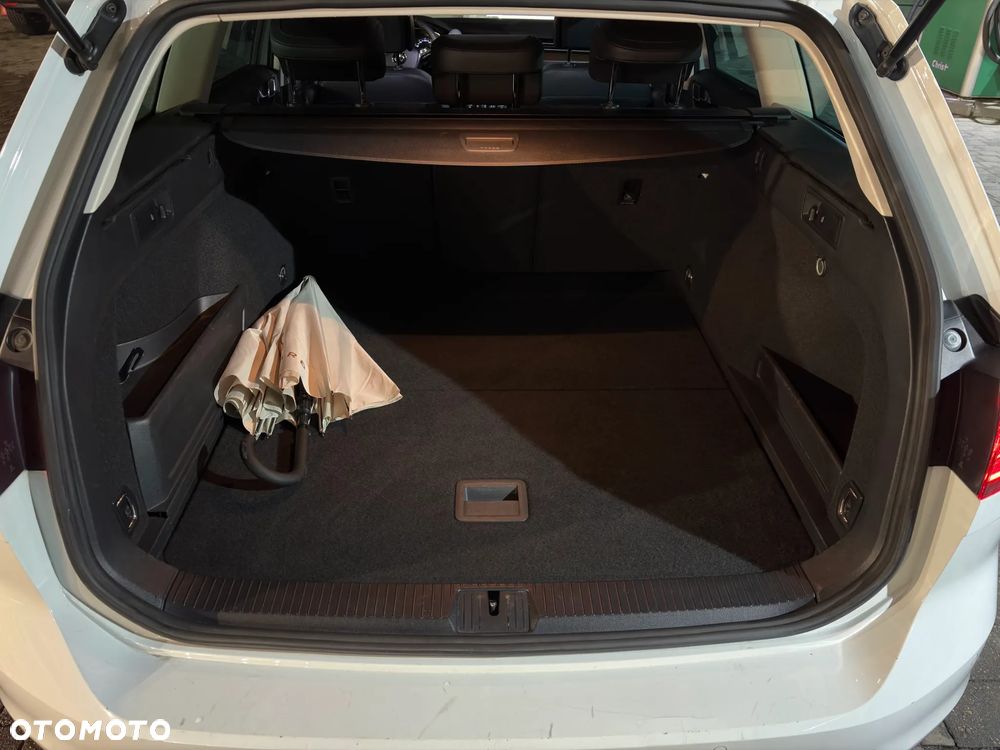 Volkswagen Passat 2.0 TDI SCR 4Motion DSG (BMT) Highline - 11