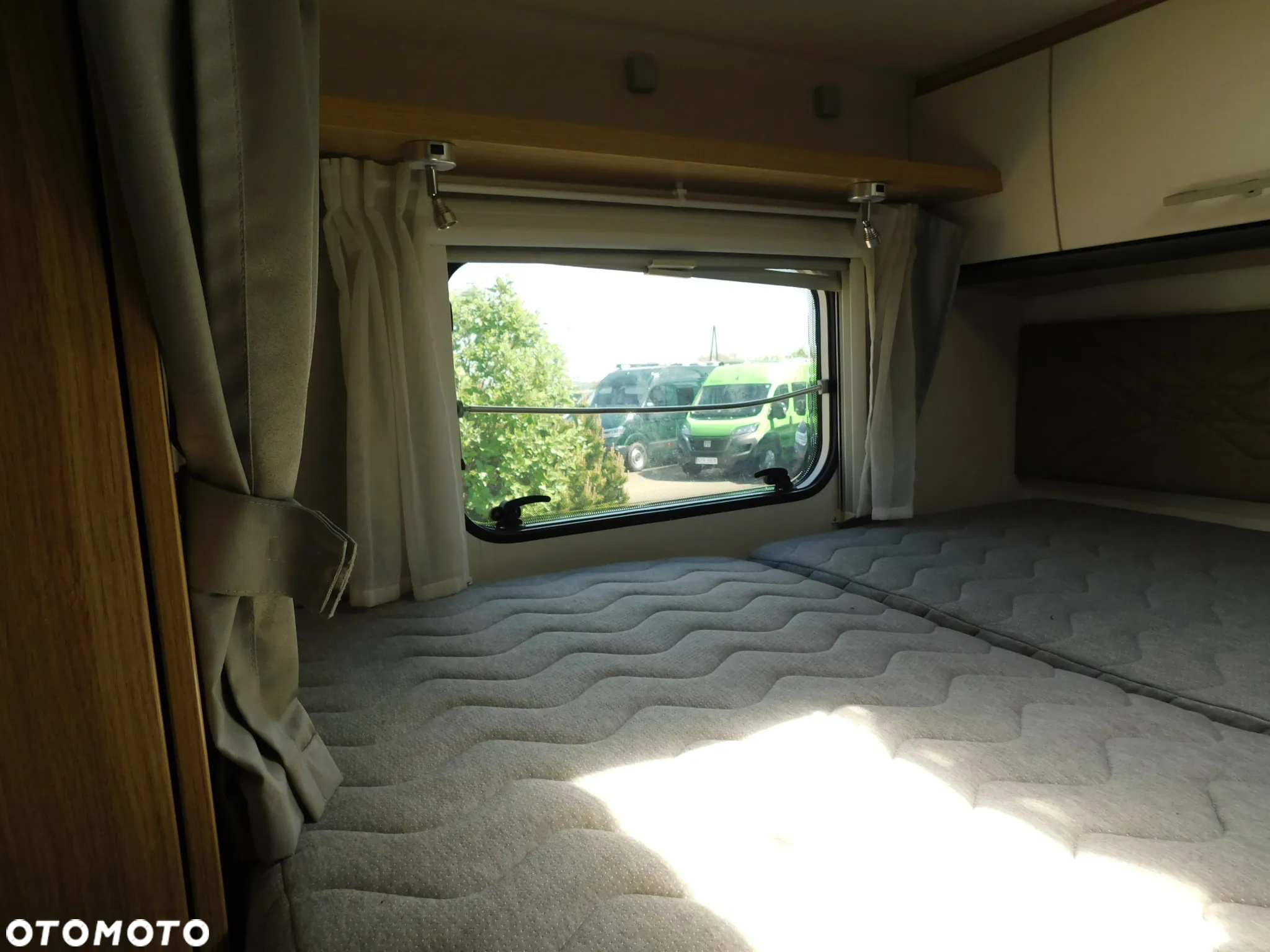 Sunlight A70 Prywatny właściciel 6 osobowy Klima postojowa , Solary 4 x ISOFIX - 20