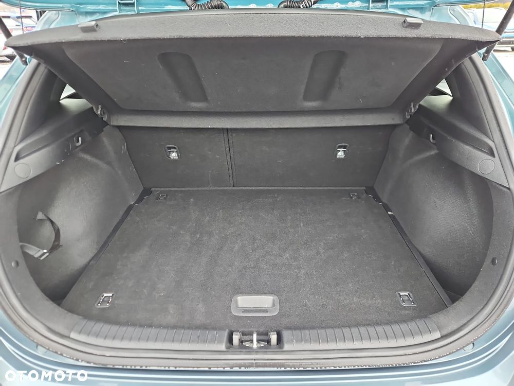 Kia Ceed 1.5 T-GDI M - 22