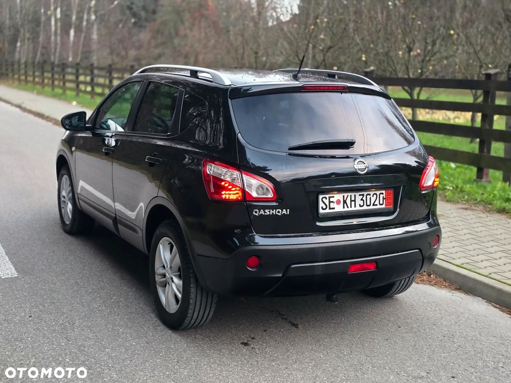 Nissan Qashqai 2.0 4x4 Tekna - 16