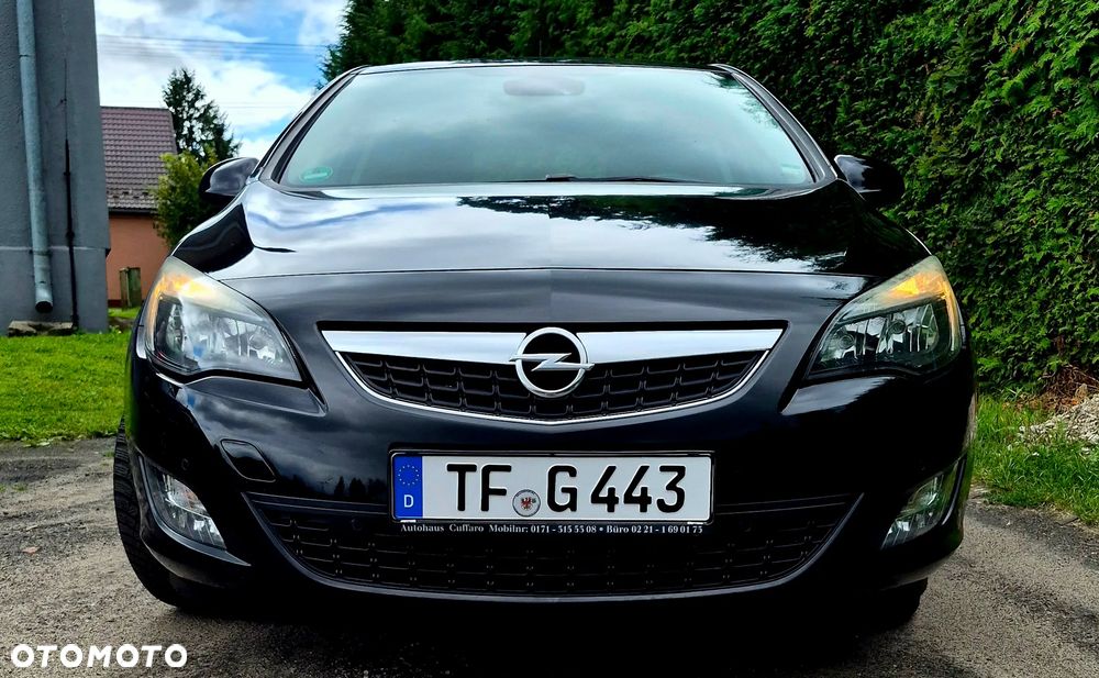 Opel Astra 1.4 Turbo - 11
