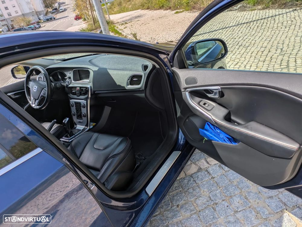Volvo V40 2.0 D2 R-Design - 8