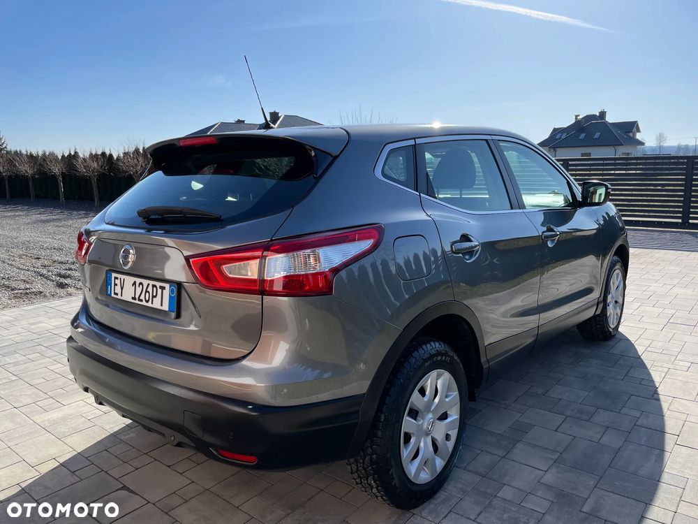 Nissan Qashqai 1.2 DIG-T N-Vision - 19