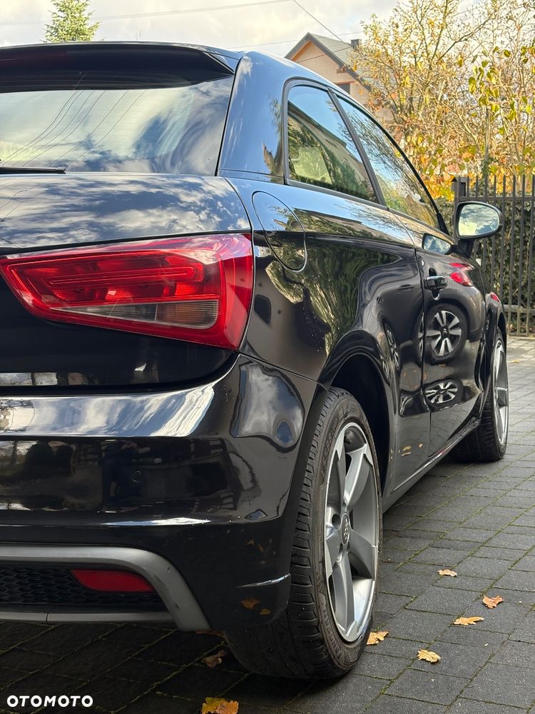 Audi A1 3-drzwiowe 1.6 TDI S line edition - 4