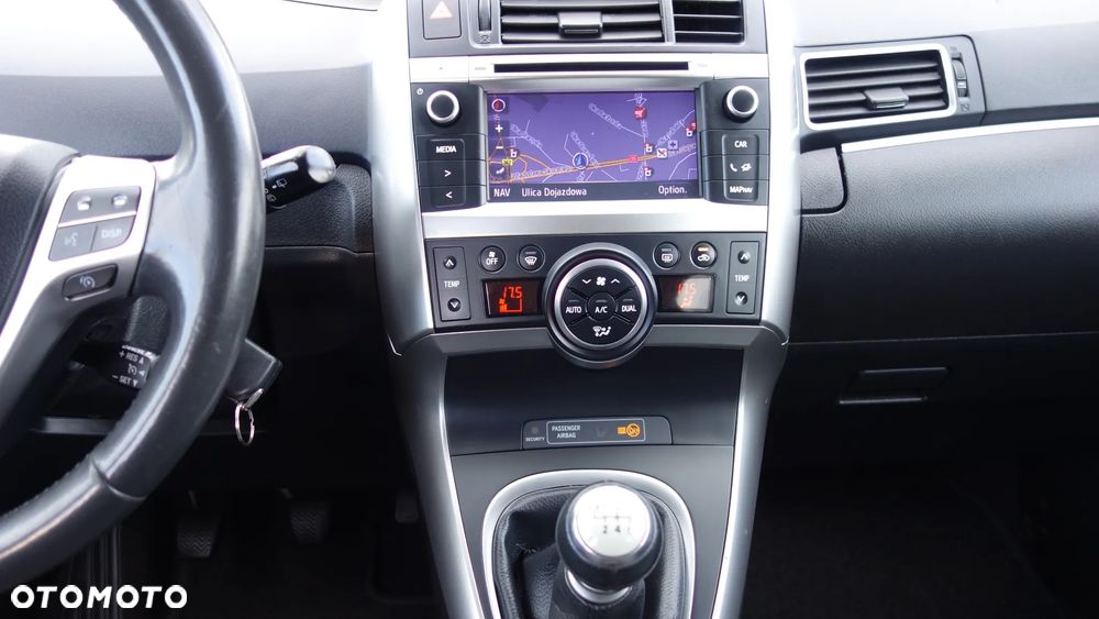 Toyota Verso 2.0 D-4D Premium 7os - 20