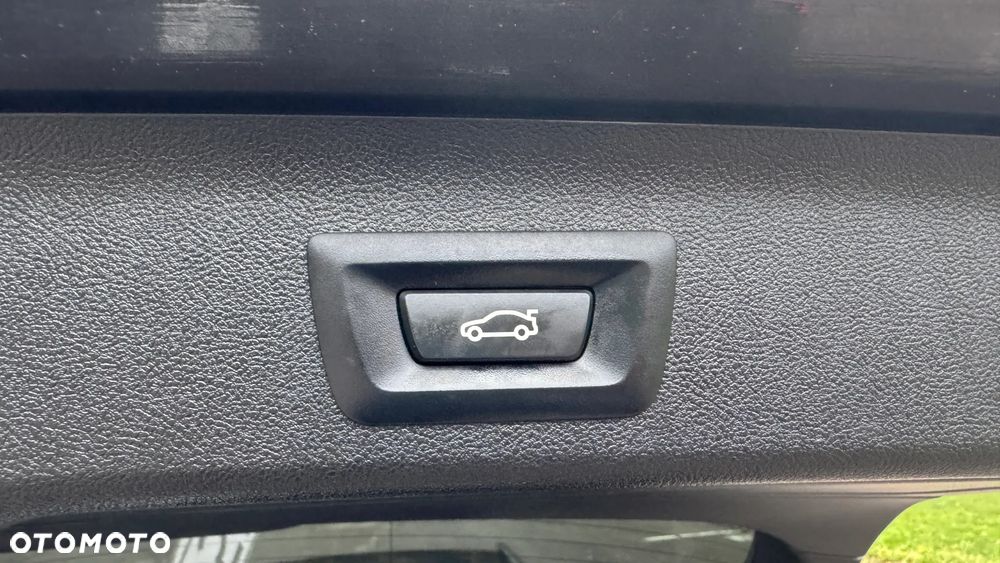 BMW Seria 5 530e M Sport sport - 38