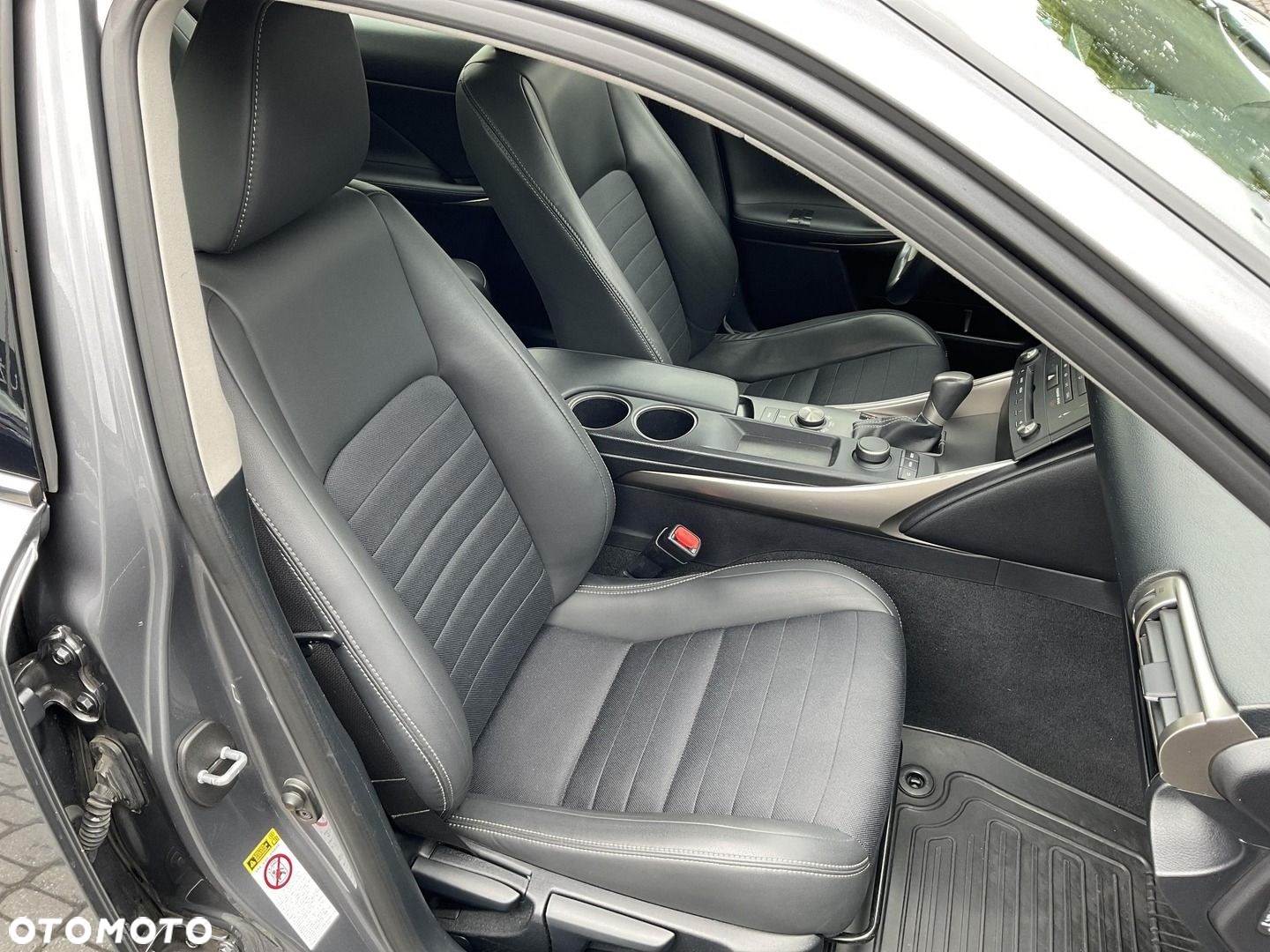 Lexus IS 250 Elite - 16