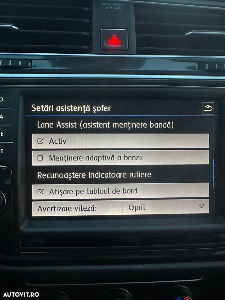 Volkswagen Tiguan - 12