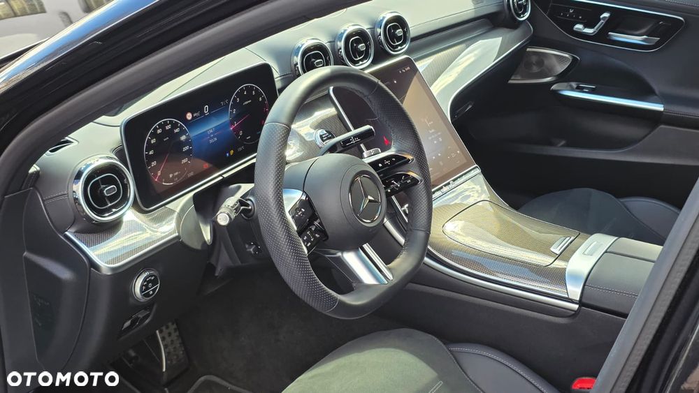 Mercedes-Benz Klasa C 300 mHEV 4-Matic AMG - 19