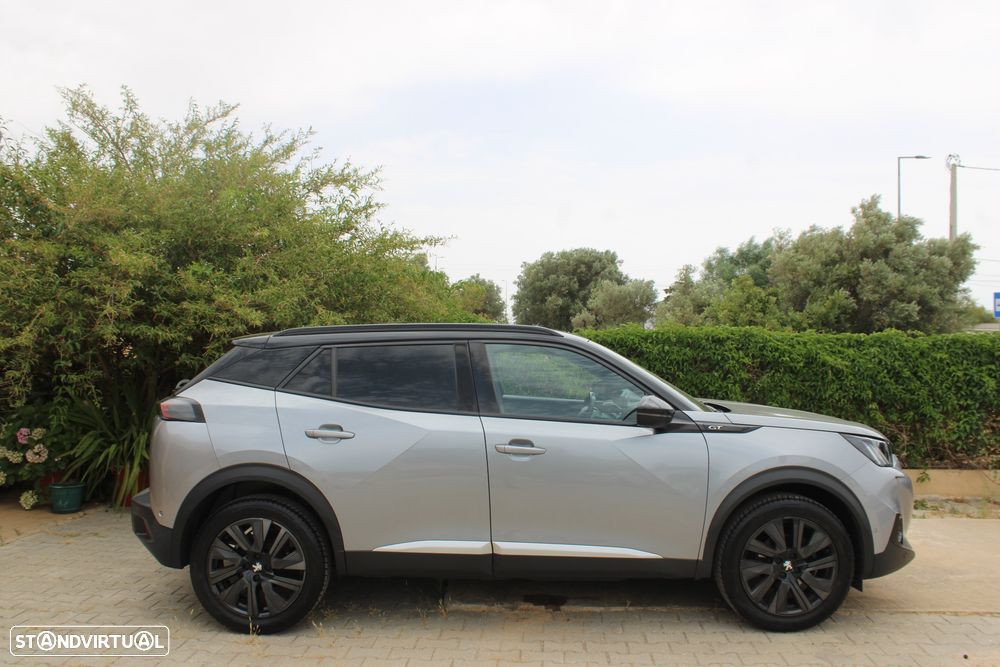 Peugeot 2008 ver-1-2-puretech-gt - 4