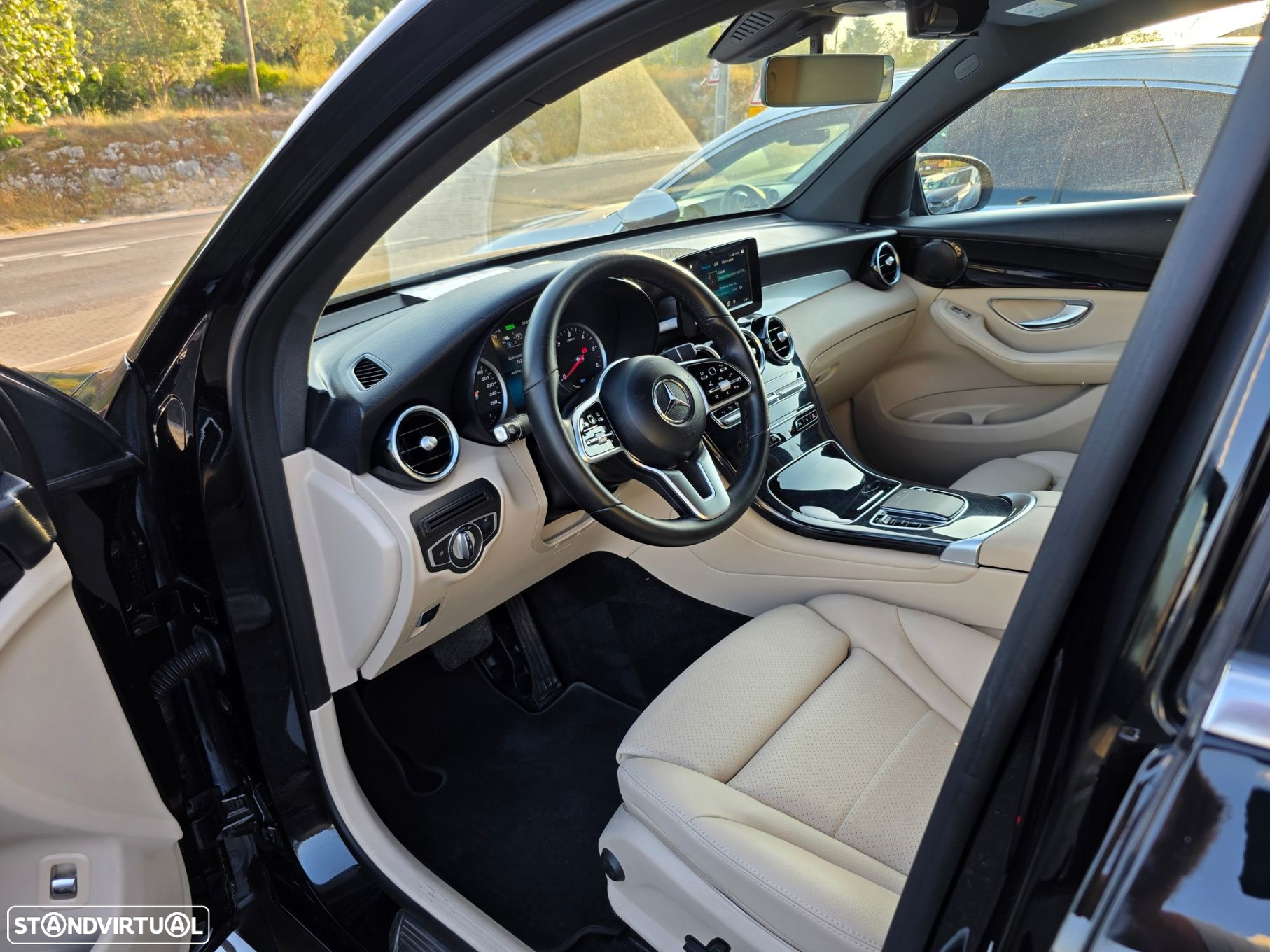 Mercedes-Benz GLC 300 - 10