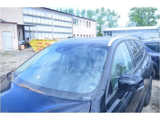 Volvo XC 60 D4 AWD Momentum - 32