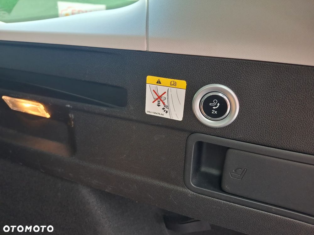 Ford Focus 1.5 EcoBlue Connected - 12