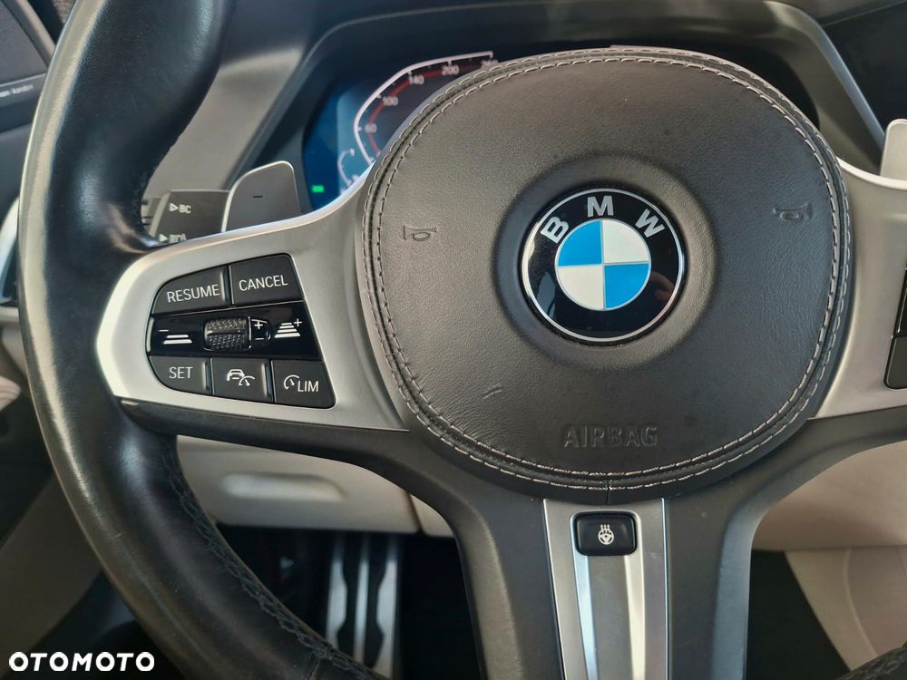 BMW X5 xDrive40d - 8