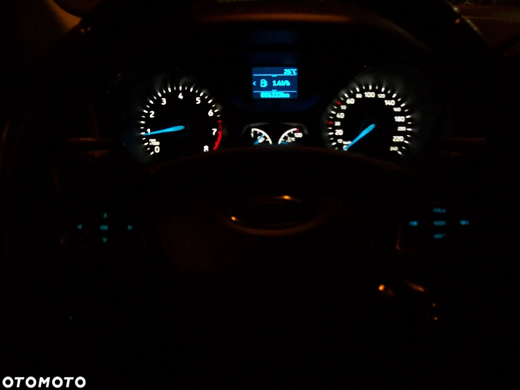 Ford Focus - 24