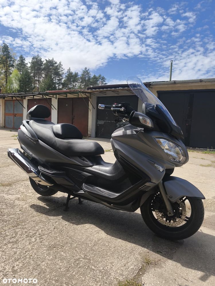 Suzuki Burgman - 3