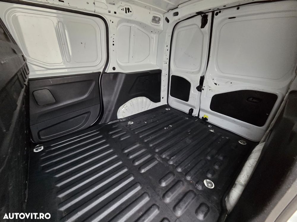 Citroën New Berlingo L1H1 - 17