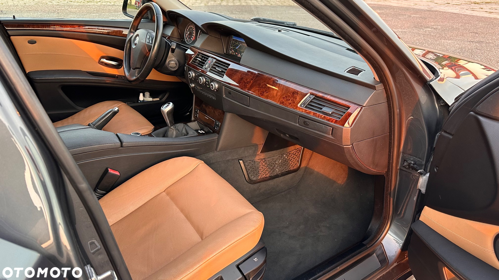 BMW Seria 5 520d - 6