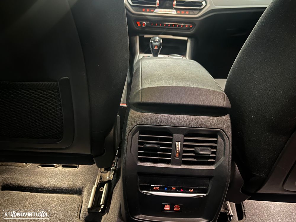BMW 330 e Corporate Edition Auto - 27