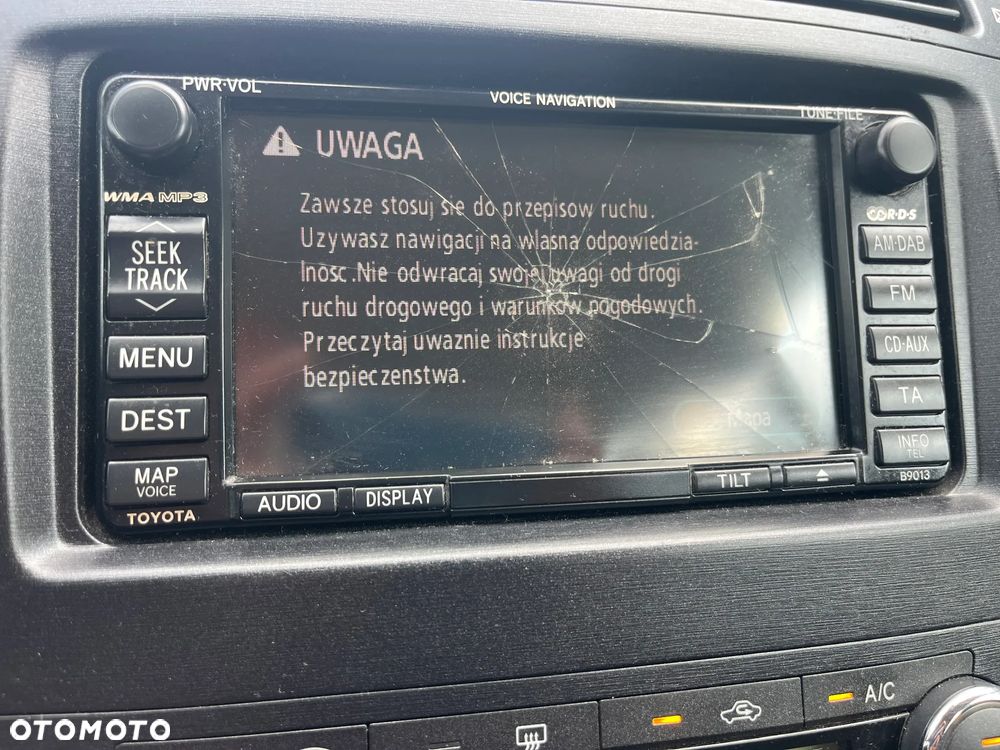 Toyota Avensis 2.0 D-4D Sol+NAVI - 22