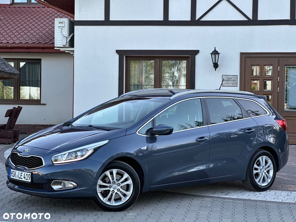 Kia Ceed 1.4 CVVT Dream-Team Edition - 5
