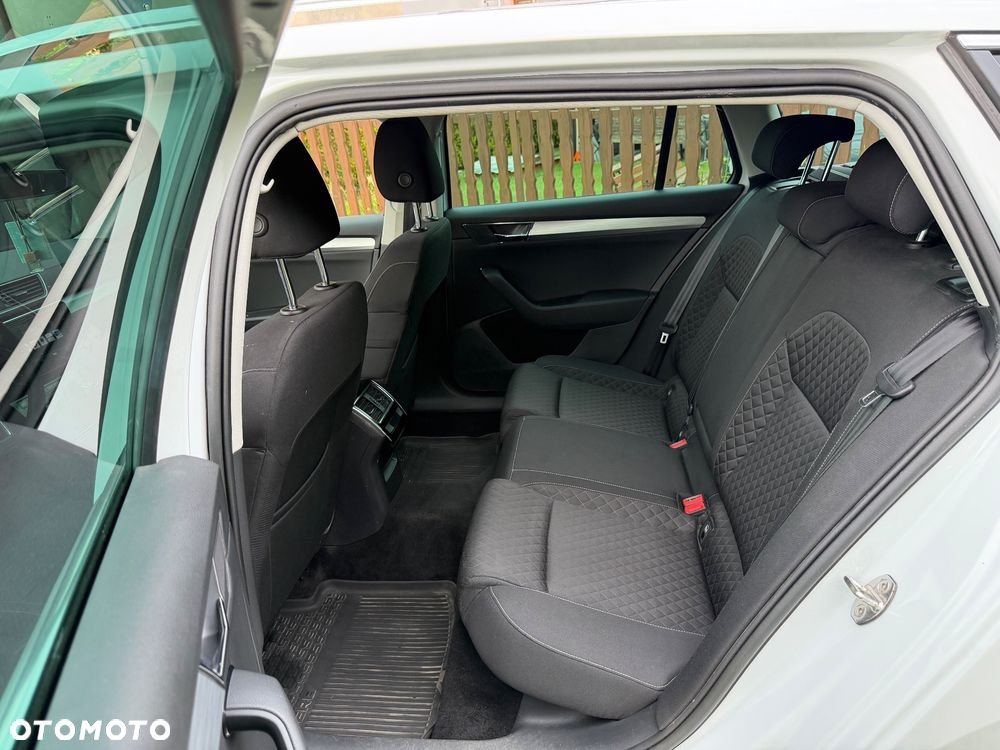 Skoda Superb 1.5 TSI ACT Style DSG - 16